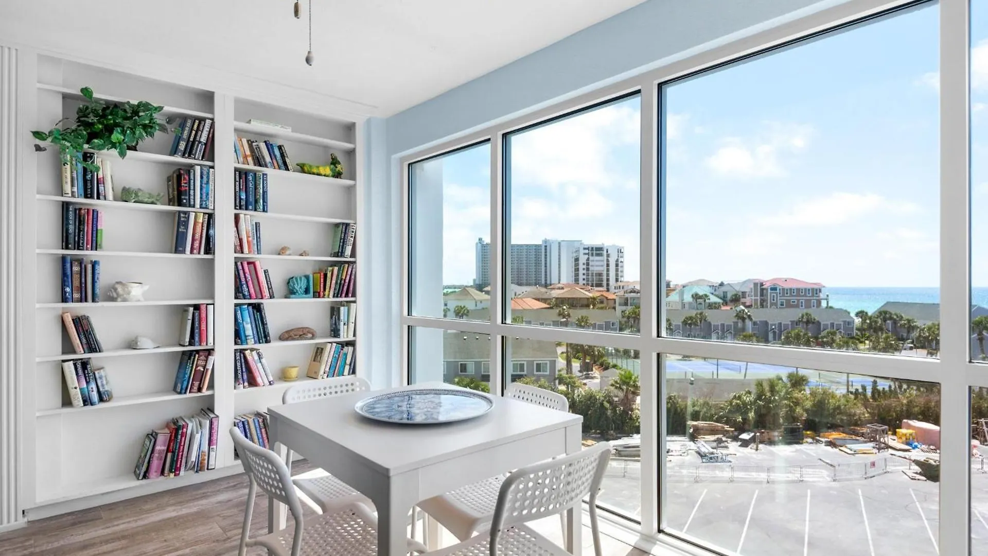 Shoreline Towers 3063 Destin